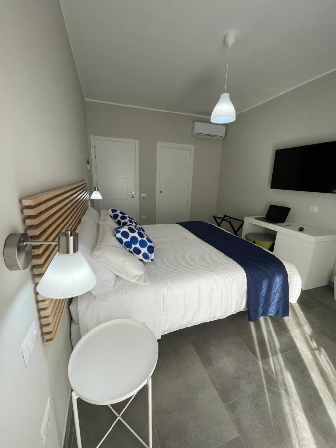 Viariva Rooms Кальяри Экстерьер фото