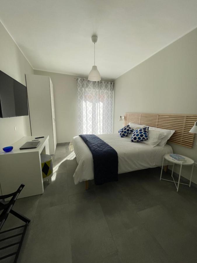 Viariva Rooms Кальяри Экстерьер фото