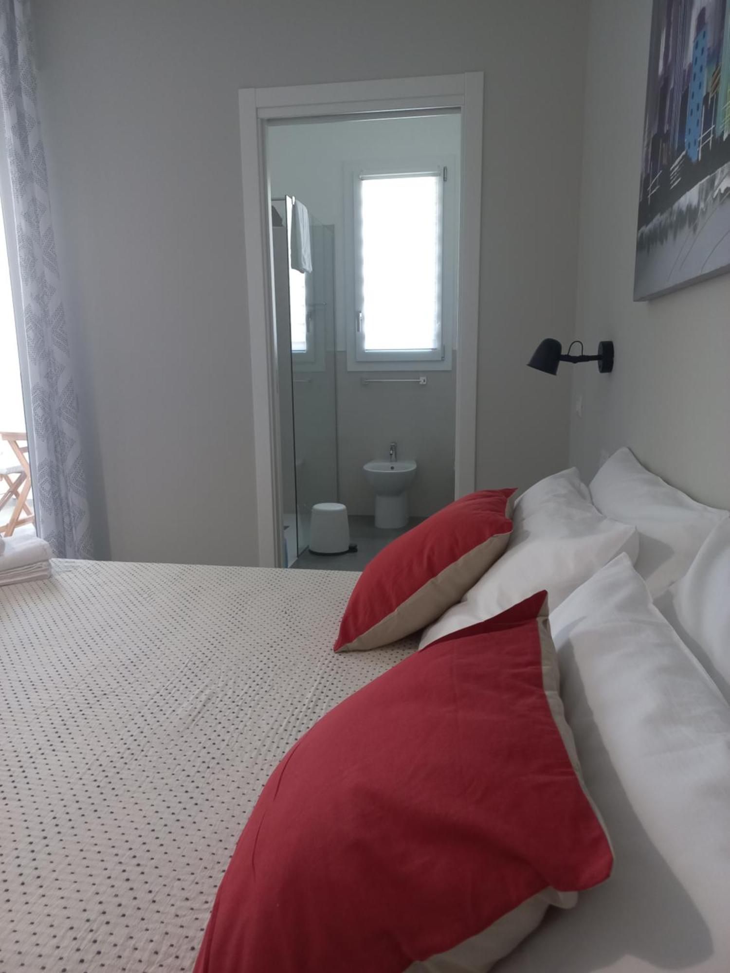 Viariva Rooms Кальяри Экстерьер фото